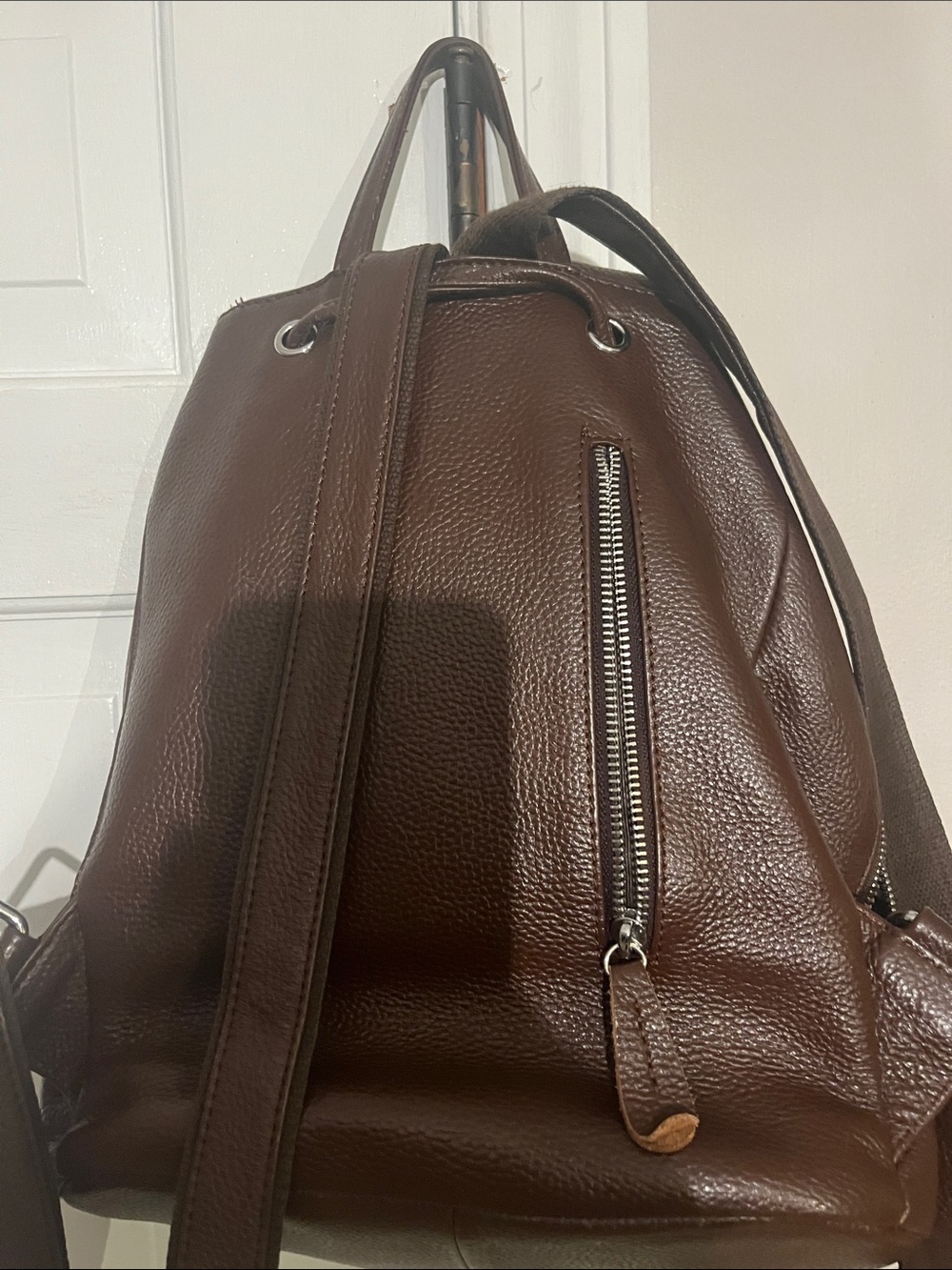 Boyatu leather back pack - Picture 4 of 8